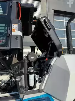 Diesel gaffeltruck 2026  Bobcat D90S-9 NEUGERÄT!!! (34)