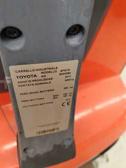 Porta-paletes elétrico 2013  BT LWE 160 (7)