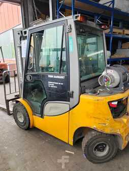 Carrello elevatore a gas 2016  Jungheinrich TFG 425 (5)