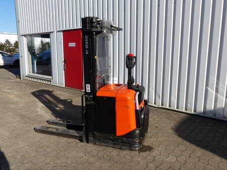 Stapelaars 2012 BT SPE 160 (2)