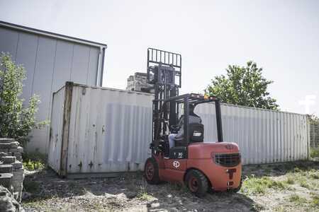 4-wiel elektrische heftrucks 2023  EP Equipment ELF302 (11)