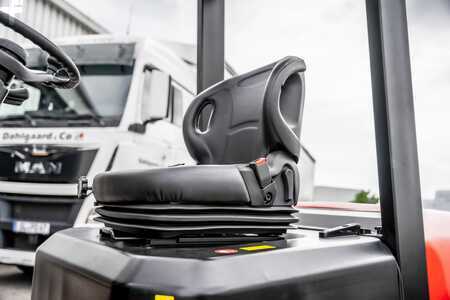 4-wiel elektrische heftrucks 2023  EP Equipment ELF302 (9)