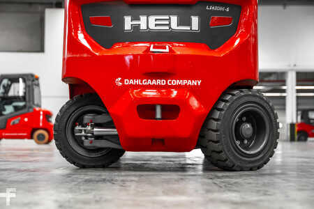 Eléctrico - 4 rodas 2025  Heli CPD35 GB2LI (10)