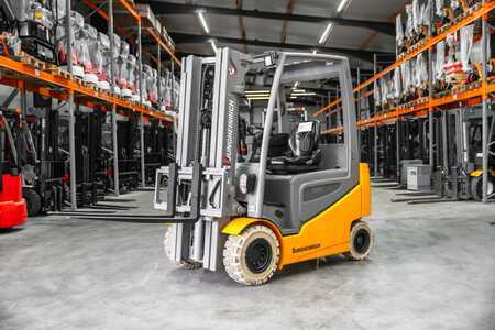 4-wiel elektrische heftrucks 2019  Jungheinrich EFG 425k (2)