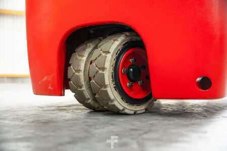 3-wiel elektrische heftrucks 2017 Linde E16 H-02 (4)