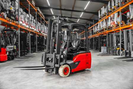 3-wiel elektrische heftrucks 2015 Linde E16 L-02 (1)