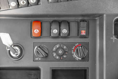 Dieseltrukki 2018  Hyundai 70D-9 (18)