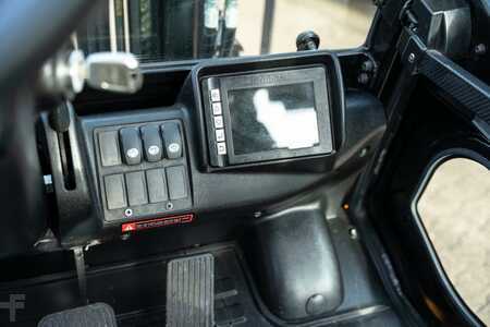 Diesel heftrucks 2019 Hyundai 30D-9E (4)