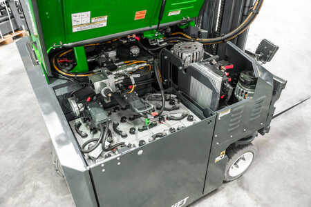 Compacte heftrucks 2023  Combilift  CBE 3000 (MK II) (12)