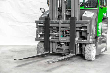 Compacte heftrucks 2023  Combilift  CBE 3000 (MK II) (5)