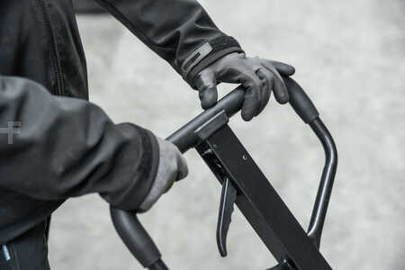 Wózek paletowy z wagą 2025  [div] 2500 COMPARTEC (6)