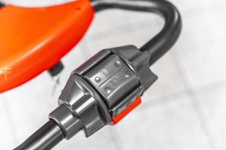 Transpallet manuali 2025  [div]  ForkLion COMPARTEC (10)