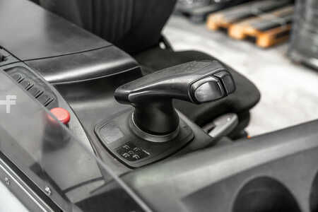 Reachtrucks 2018  Still  FM-X 14 (7)