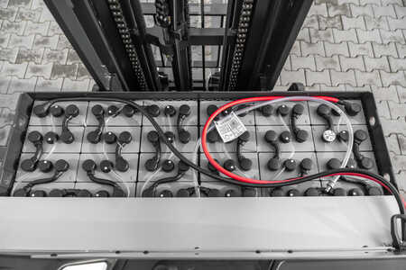 Reachtrucks 2021  Still  FM-X 14 (10)