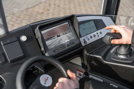 Reachtrucks 2021  Still  FM-X 14 (12)