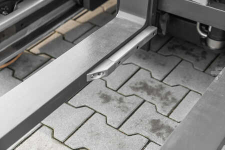 Reachtrucks 2021  Still  FM-X 14 (8)