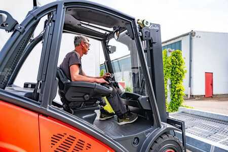 Diesel heftrucks 2013  Linde H35D-02 (8)