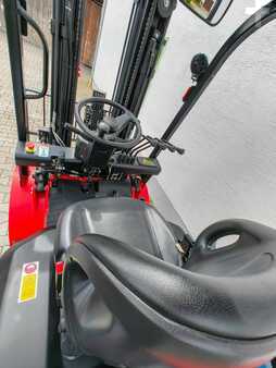 Chariots électriques à 4 roues 2022  EP Equipment EFL302 (9)
