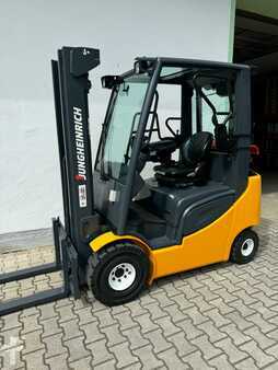 Jungheinrich TFG316s