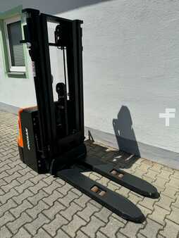 Hochhubwagen 2023  Doosan BSL16N-7 (3)