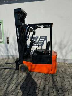 3-wiel elektrische heftrucks 2014  Doosan B16R-5 (4)