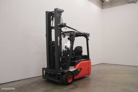 3-wiel elektrische heftrucks 2022  Linde E 20 L (2)