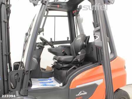 Linde H 30 D (EU5)