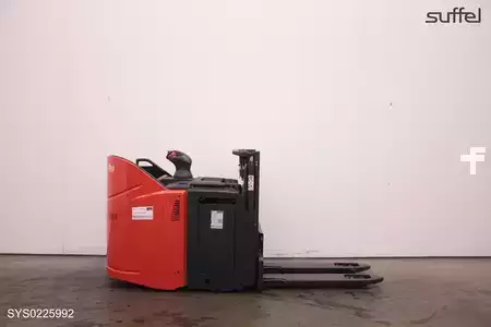 Stacker stå på 2022  Linde D 12 HP SP (1)