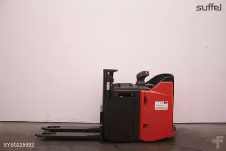 Stacker stå på 2022  Linde D 12 HP SP (4)