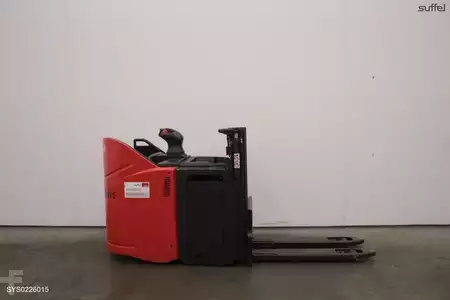 Fahrerstandstapler 2022  Linde D 12 HP SP (4)