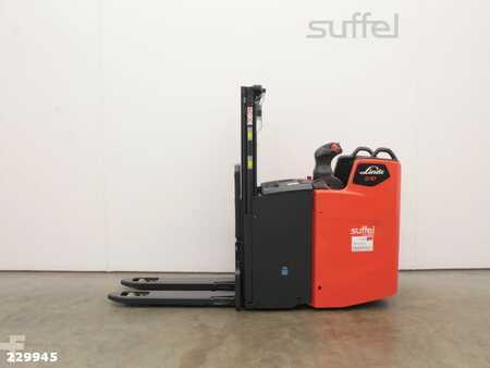 Stapelaars met staplatform 2022 Linde D 10 FP (1)