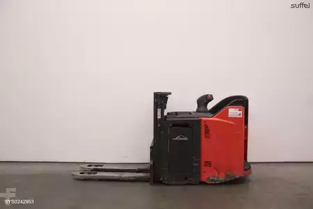 VZV s plošinou pro řidiče 2023  Linde D 12 HP SP (1)