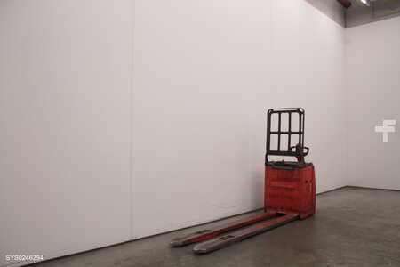 Electric Pallet Trucks 2019  Linde T 30 (2)