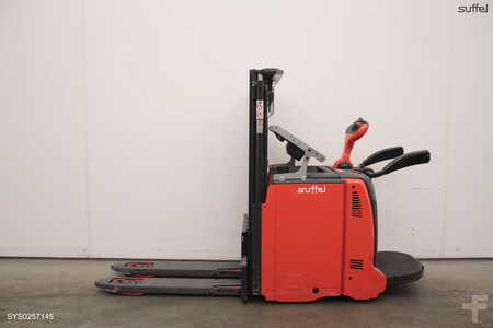 VZV s plošinou pro řidiče 2019 Linde D 12 AP (1)