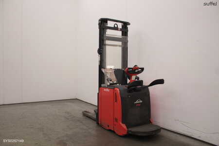 VZV s plošinou pro řidiče 2019  Linde D 12 AP (3)