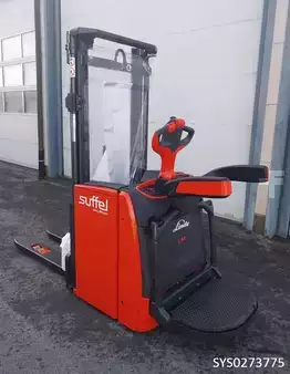Stacker de condutor em pé 2020  Linde L 14 AP-117301 (2)