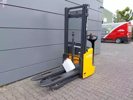 Hochhubwagen 2016  Linde L 12 I (2)