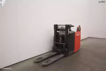 Apilador conductor incorporado 2021  Linde D 10 FP (2)