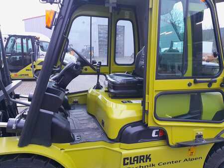 Diesel heftrucks 2022  Clark C50SD (3)