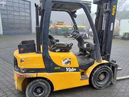 Diesel heftrucks 2006  Yale 30VX (4)