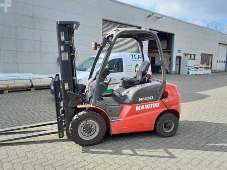 Dieselstapler 2017  Manitou MI25D (1)