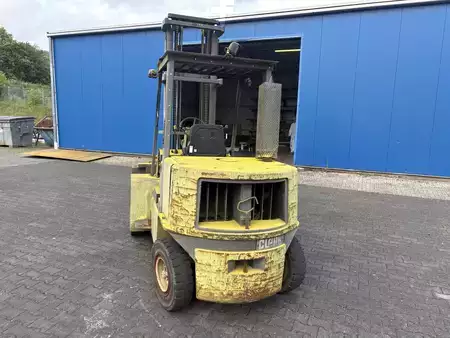 Diesel heftrucks - Clark GPX 40 (3)
