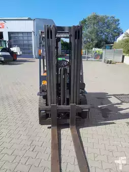 Gasoltruck 2008  Doosan G25G (3)