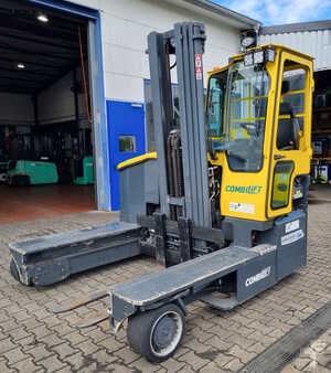 Empilhador Quatro caminhos 2022  Combilift C5000E (1)