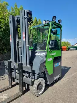 Empilhador Quatro caminhos 2025  Combilift C4000CBE (1)