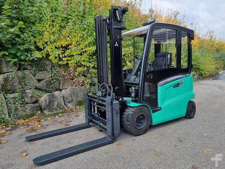 Elektro čtyřkolový VZV 2019  Mitsubishi FB 30 N mit ZV+Telegabeln (1)