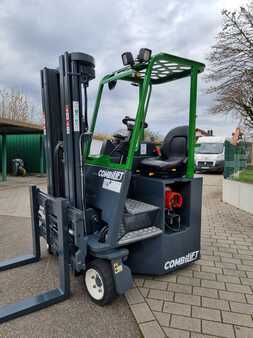 Four-way trucks 2011  Combilift C2500CB (2)