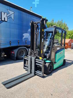 Elektro čtyřkolový VZV 2019  Mitsubishi FB 30 N mit ZV+Telegabeln (1)