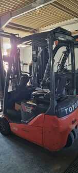 El truck - 3 hjulet 2011 Toyota 8FBET15 (2)