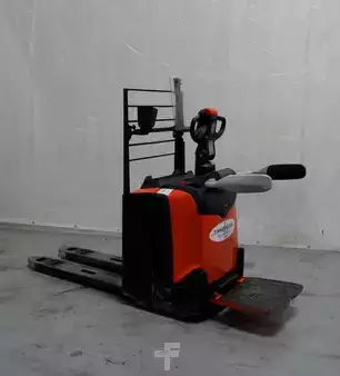 Niederhubwagen 2020  Toyota LPE200 (4)